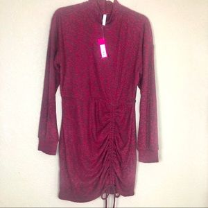 Sweater dress with adjustable ruching